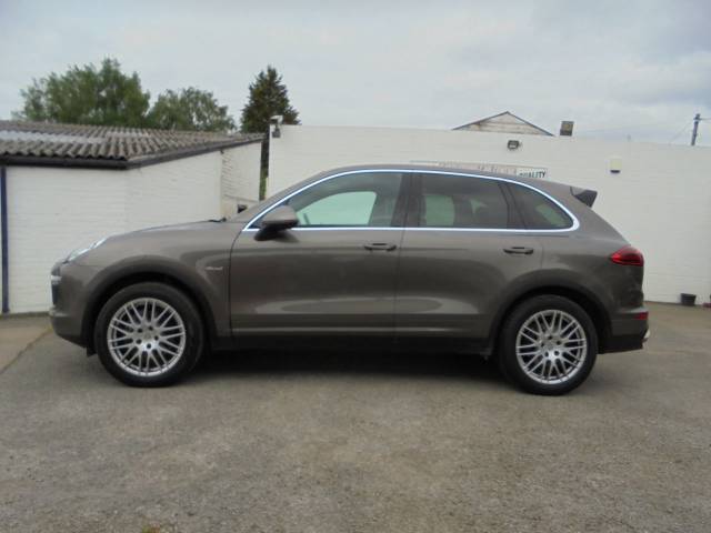 2014 Porsche Cayenne 3.0 Diesel 5dr Tiptronic S