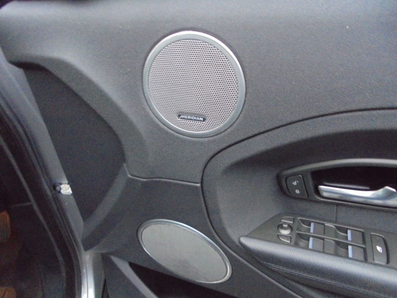 2013 Land Rover Range Rover Evoque thumbnail 16
