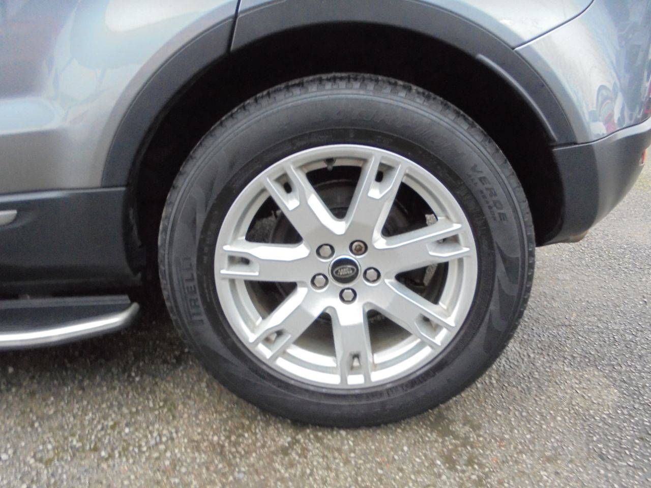 2013 Land Rover Range Rover Evoque thumbnail 18