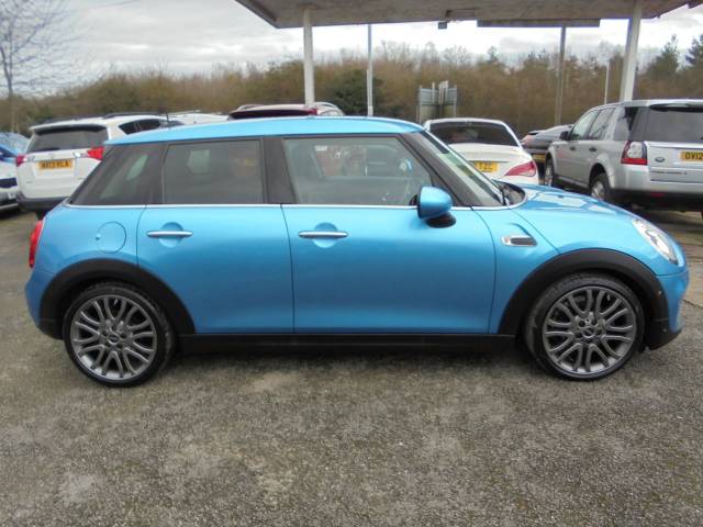 2016 Mini Hatchback 1.5 Cooper D 5dr
