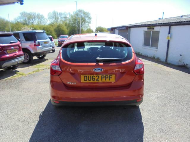 2012 Ford Focus 1.6 125 Zetec 5dr Powershift