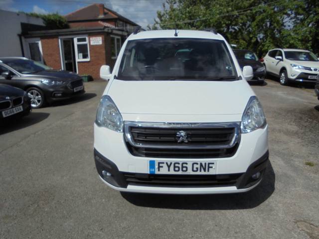 2016 Peugeot Partner Tepee 1.6 BlueHDi 100 Allure 5dr ETG