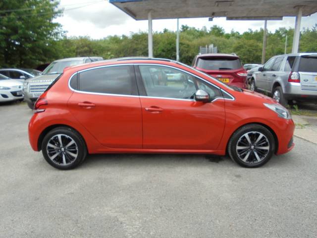 2017 Peugeot 208 1.2 PureTech Allure Premium 5dr