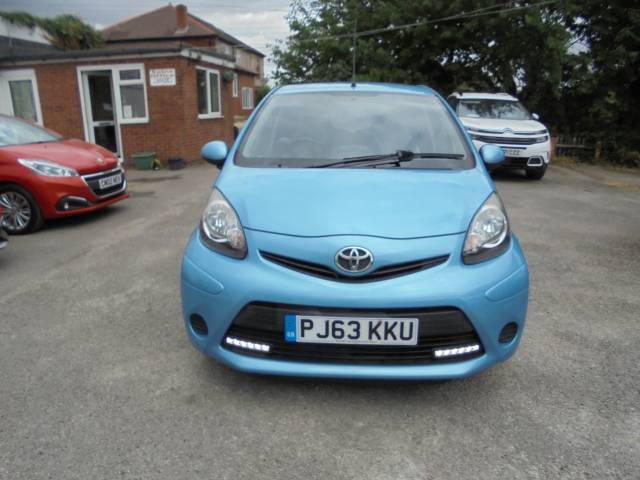 2013 Toyota Aygo 1.0 VVT-i Move with Style 5dr (Full Leather)