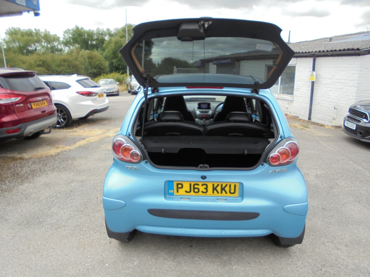2013 Toyota Aygo thumbnail 8