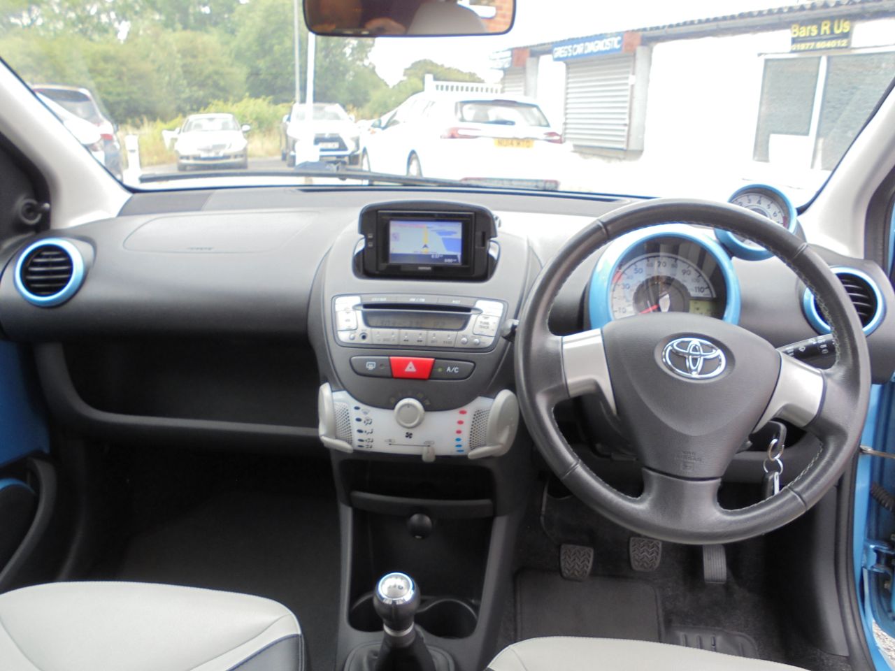 2013 Toyota Aygo thumbnail 12