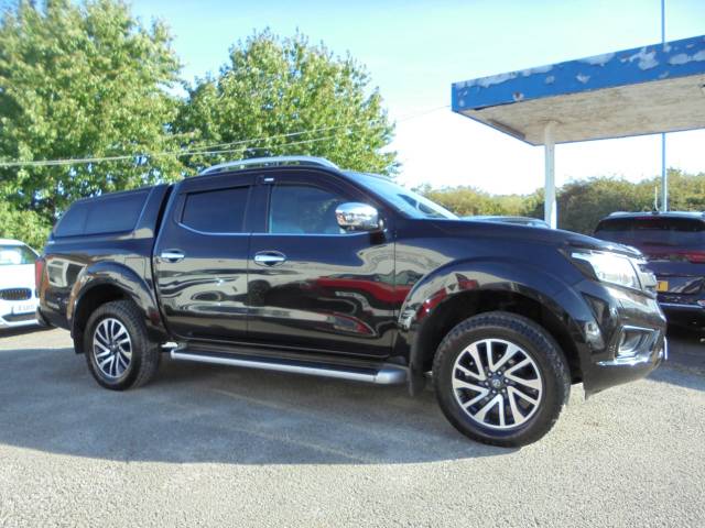 2016 Nissan Navara Double Cab Pick Up Tekna 2.3dCi 190 4WD